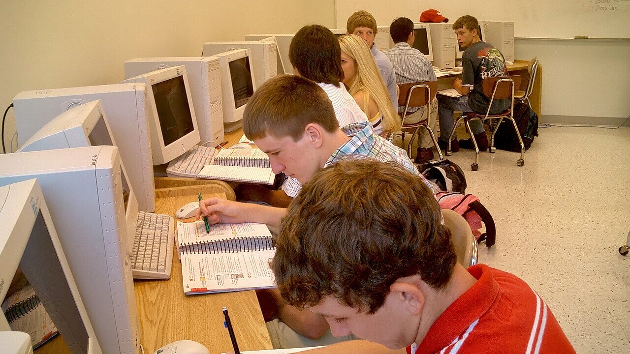 Fairfax County School Board Ends Veterans Day as a Student Holiday